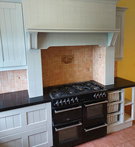 oven-hood-and-cabinets-after-spraying