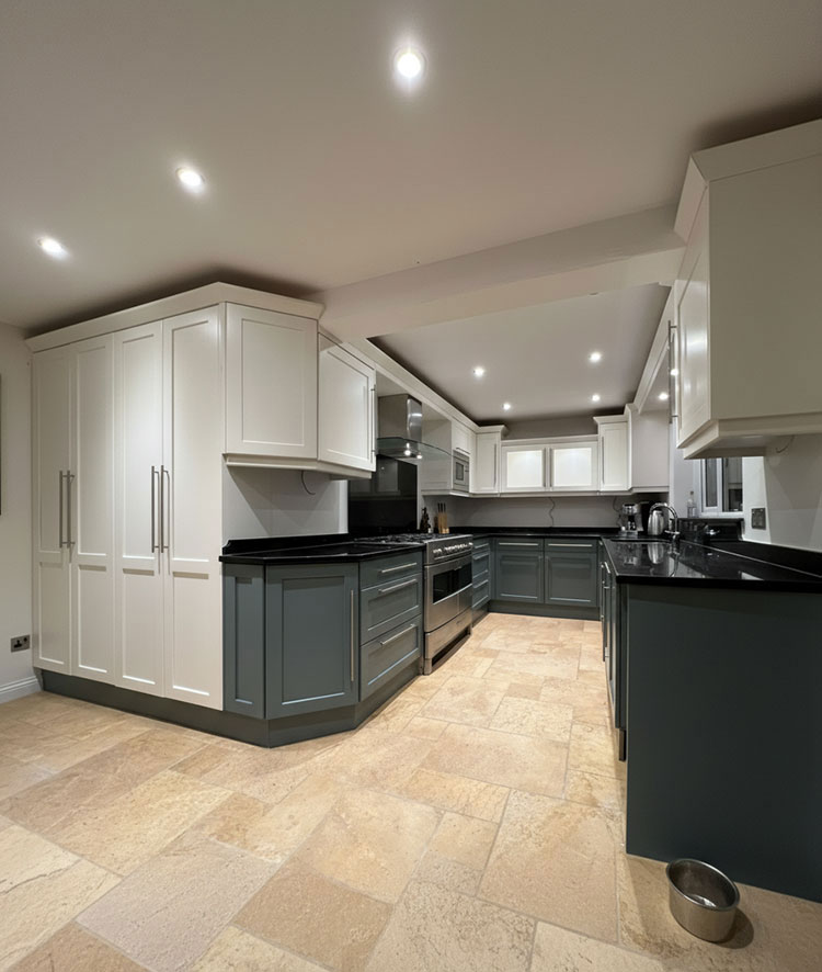 after-kitchen-respray-2-tone-colours